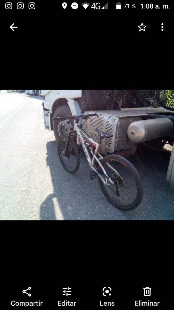 se vende bicicleta de enduro 