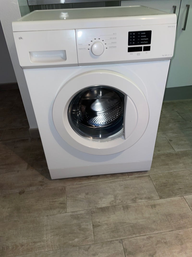 Se vende lavadora seminueva 4 meses con garantia