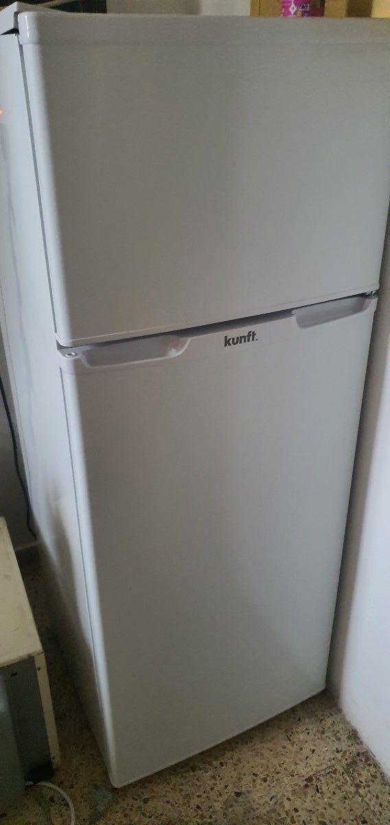 se vende nevera kunft y se regala horno y lavadora