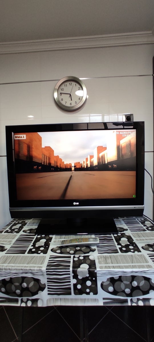 SE VENDE TELEVISIÓN LG DE 37 PULGADAS