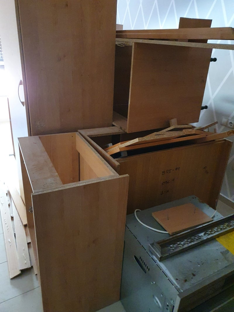 se vende todos los muebles de cocina 600€