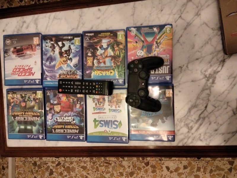 se vende TV Samsung Smart TV y play station 4 