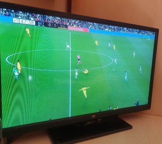 SE VENDE TV TD SYSTEMS // 24 PULGADAS HDMI TDT 