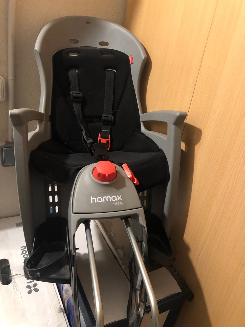 Silla porta bebés para bicicleta marca Hamax 