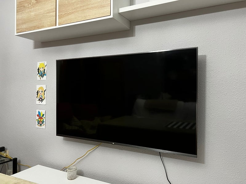 Smart TV (prácticamente nuevo)