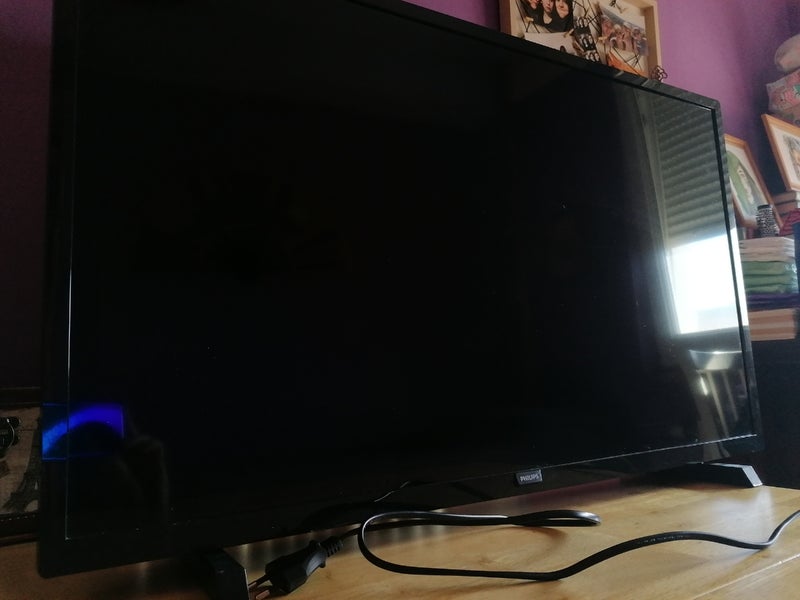 Televisión con la pantalla rota de 32 pulgadas 