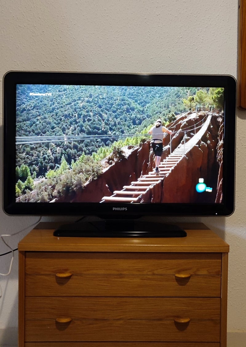 Televisión PHILIPS digital de 37'