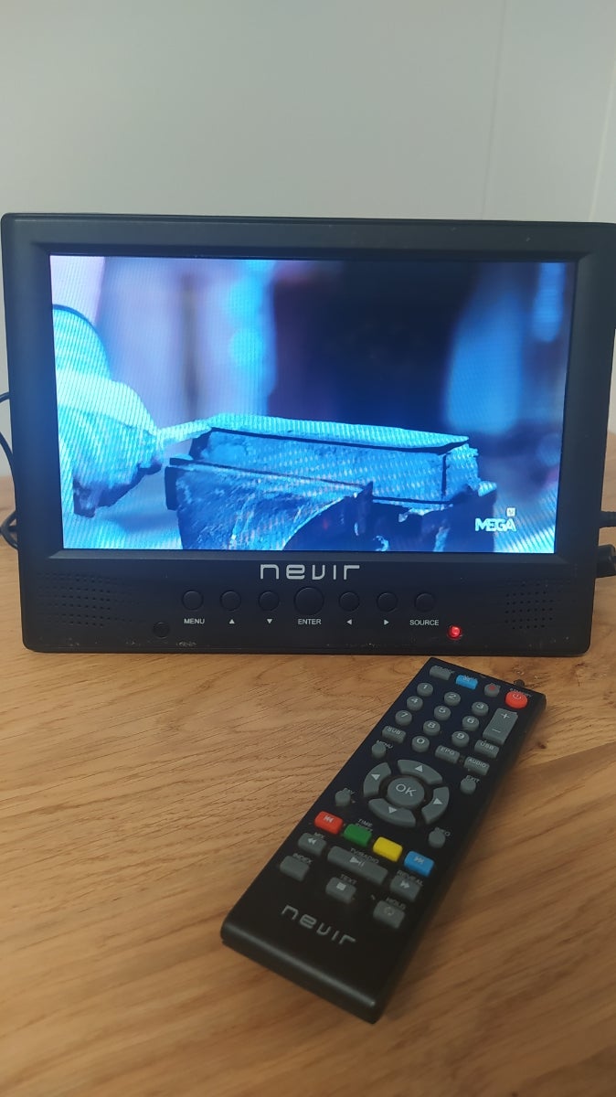 Televisión portátil.