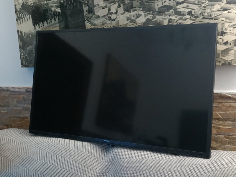 Televisión Samsung 43'' LED UltraHD 4K UE43MU6125