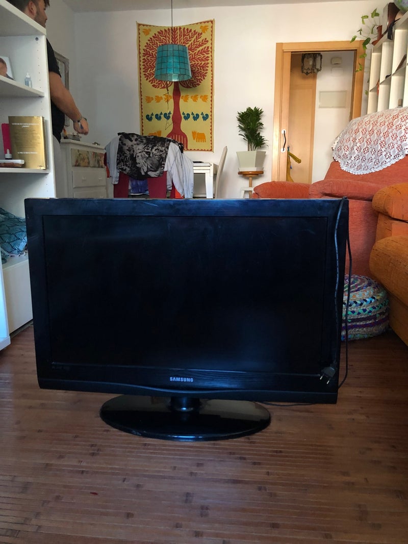 Televisión Samsung en buen estado