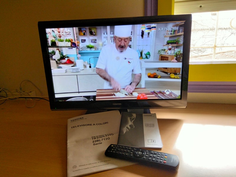 Televisor Monitor DVD TOSHIBA 23¨