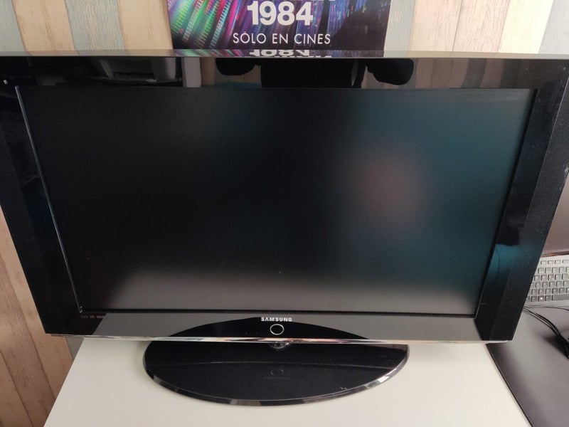 Televisor Samsung de 37