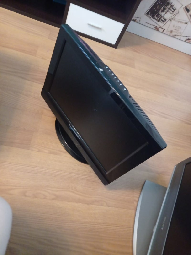 televisor SUPRATECH 22