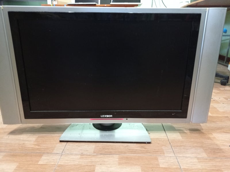 TV LCD 32