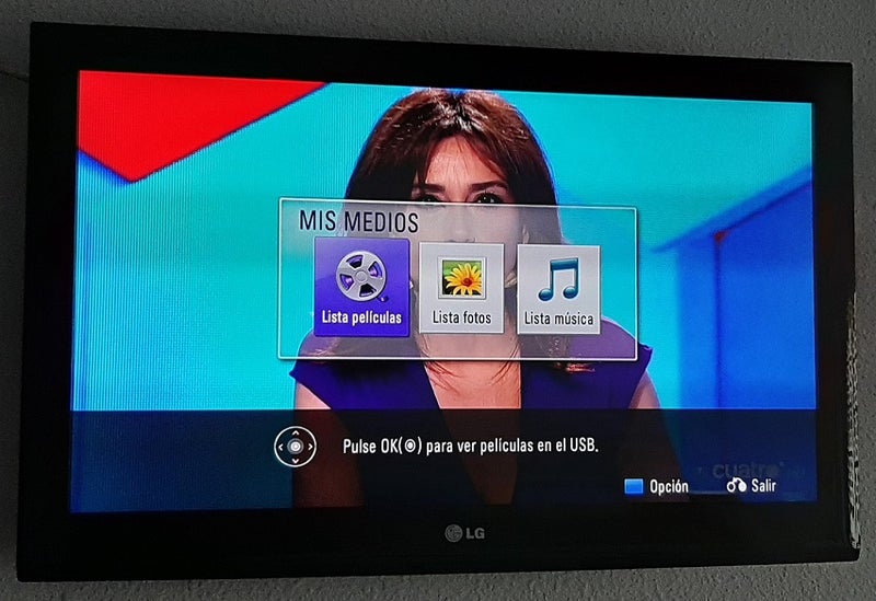 TV LED, DVD y barra de sonido LG mas soporte pared
