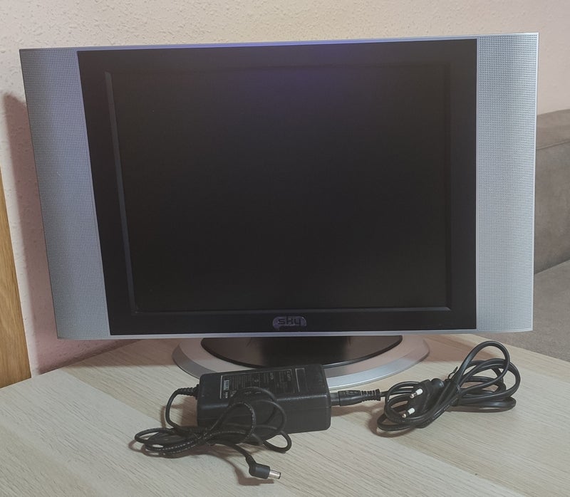 TV Monitor 15