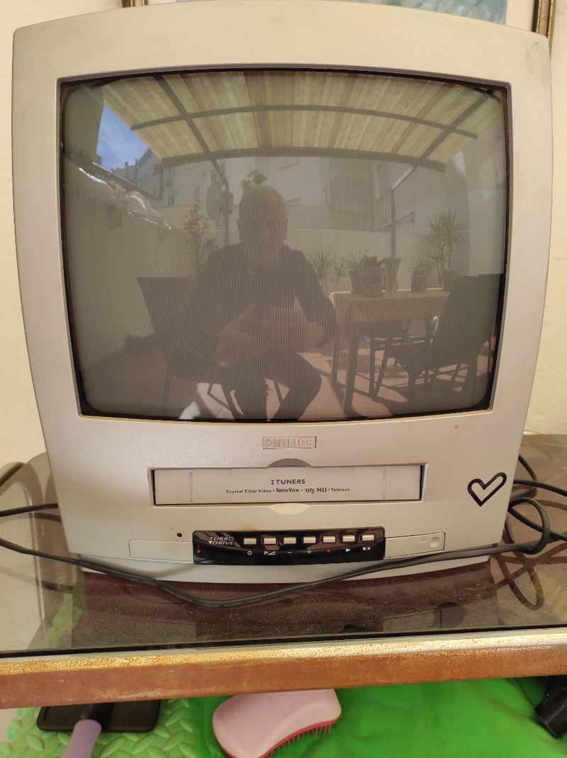tv philips con vidio vhs  14 pulgadas
