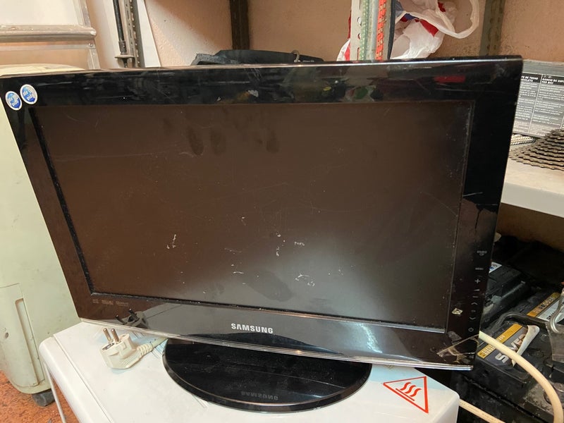 Tv Samsung 19 pulgadas pantalla rota
