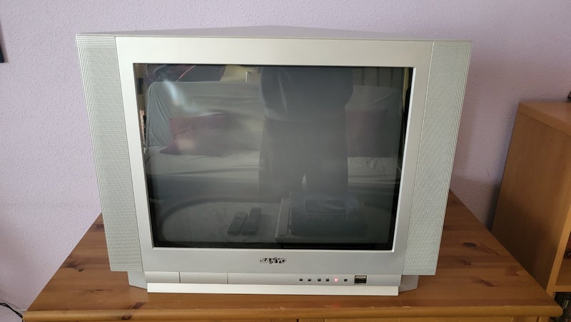 TV SANYO!! EN BUEN ESTADO!! 30''