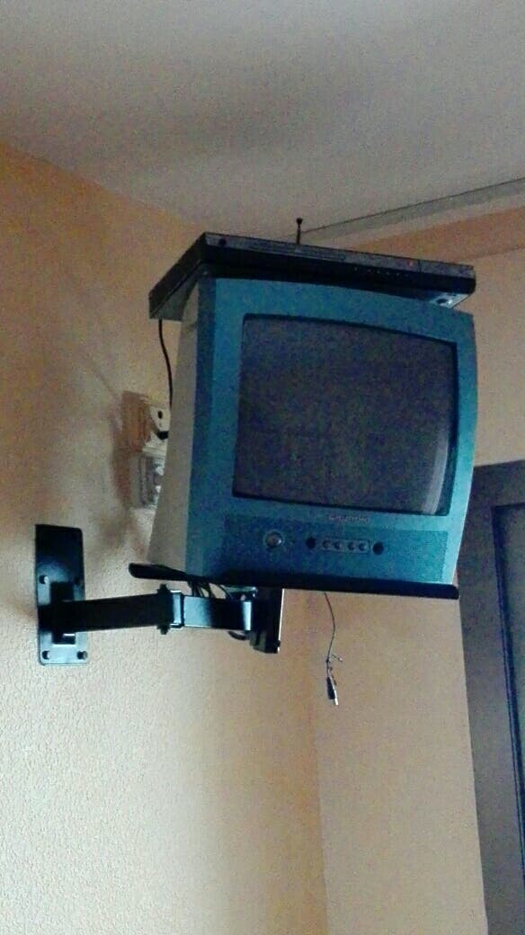 Tv+soporte+dvd tdt HD