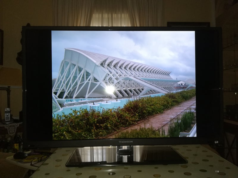 Tv Thomson 39