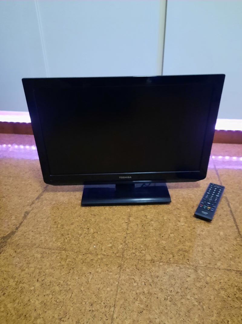 TV Toshiba 23