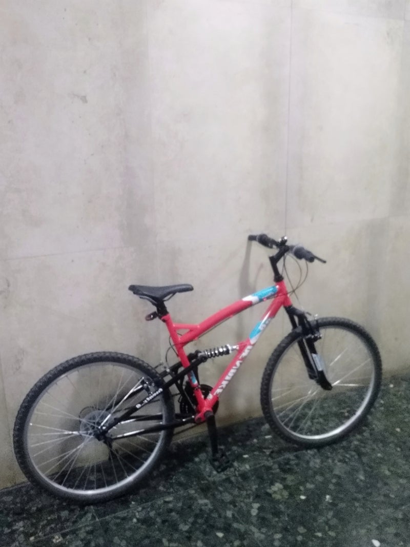 Vendo Bicicleta Semi-Nueva!