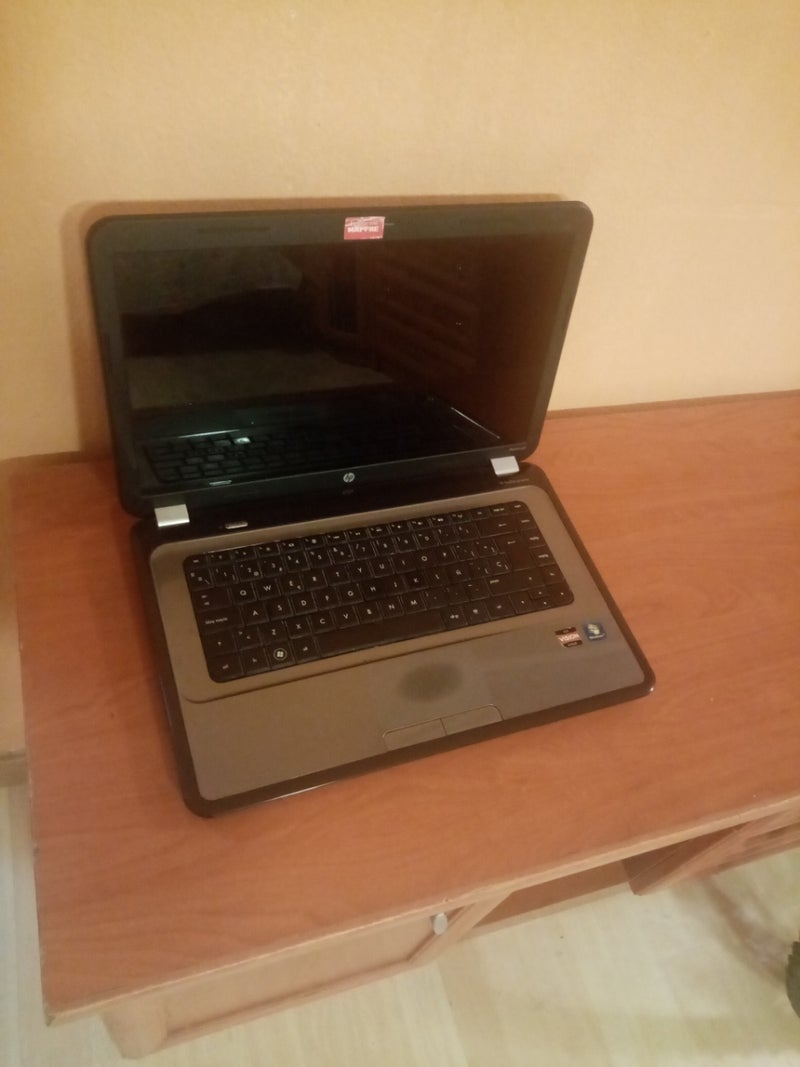 vendo portátil HP en buen estado. 