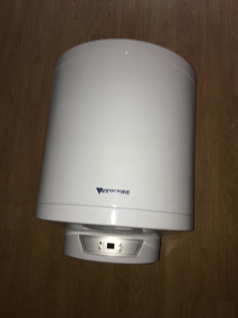 vendo  termo  eléctrico  marca  junkeer  50L 