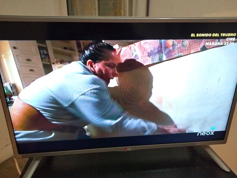 ve vende TV Smart TV  modelo lg
