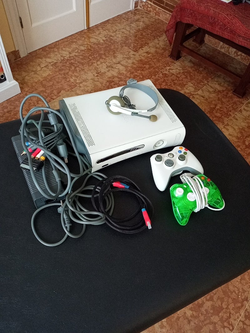 Xbox 360 2 mandos y volante