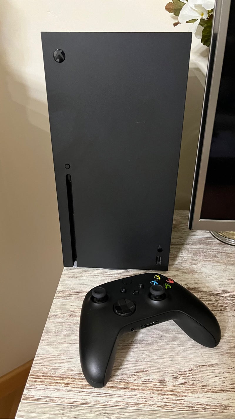 Xbox series X + accesorios y garantía 